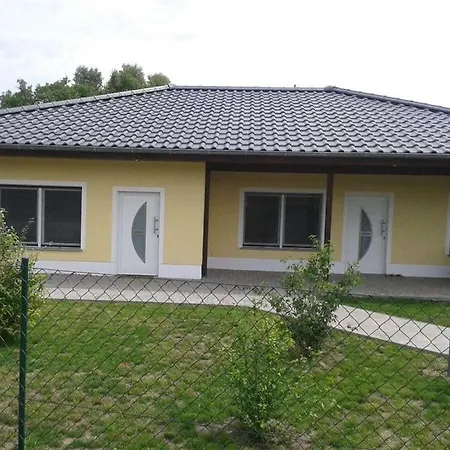 At The Bathing Meadow Grimnitzsee